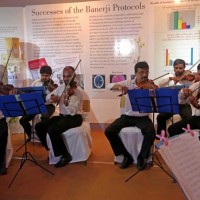 Live Instrumental Music by the Calcutta Music School enthralled the audience
