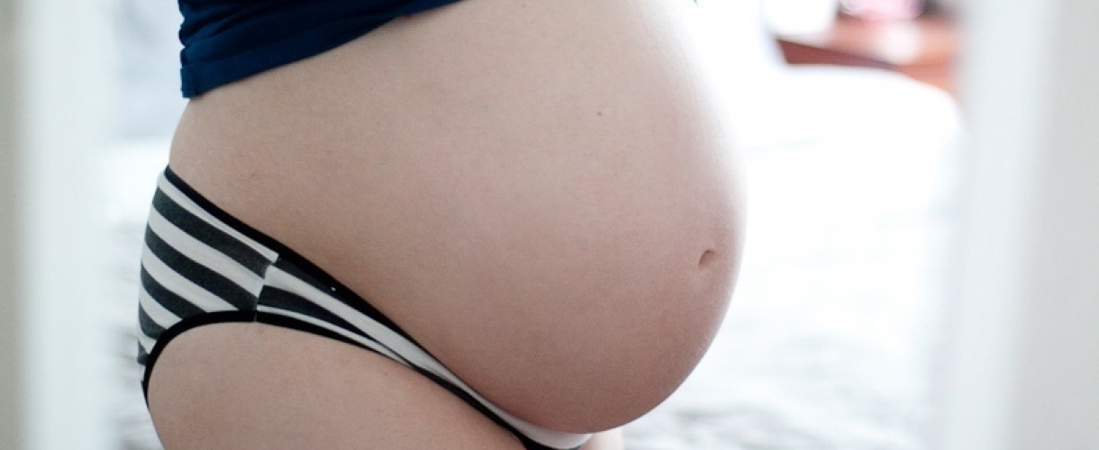 Почему твердеет живот на 31 неделе беременности
