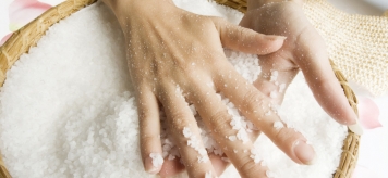 Лечение миомы матки солью: рецепты, инструкции, рекомендации