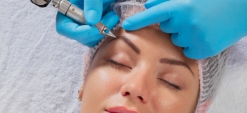 Перманентный макияж: особенности процедуры