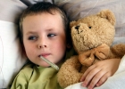 Гипертермический синдром у детей: симптомы, неотложная помощь