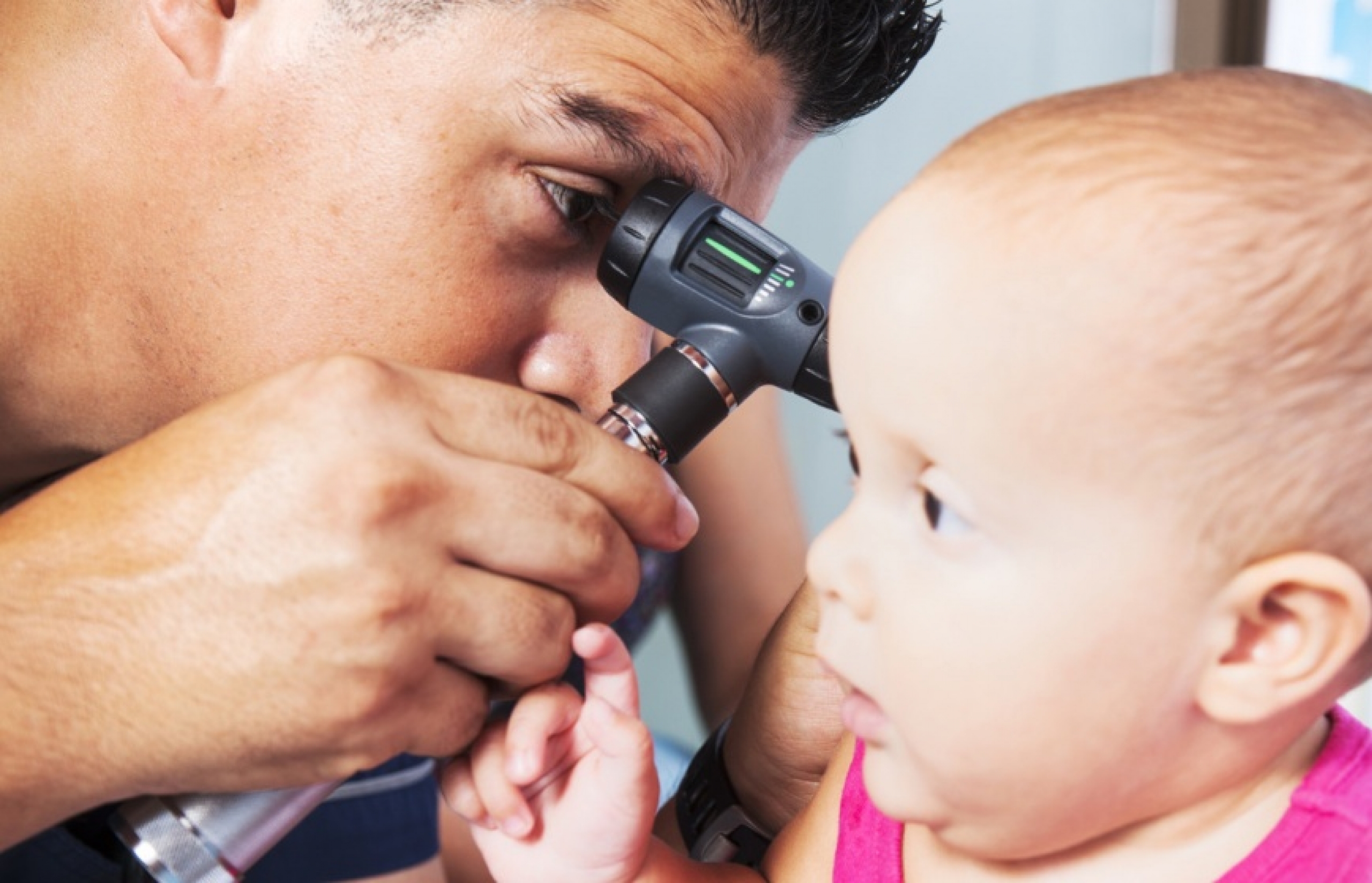 Как проверить слух у ребенка