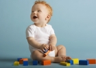 Развивающие игрушки для ребенка до года: чем занять малыша в 10-12 месяцев
