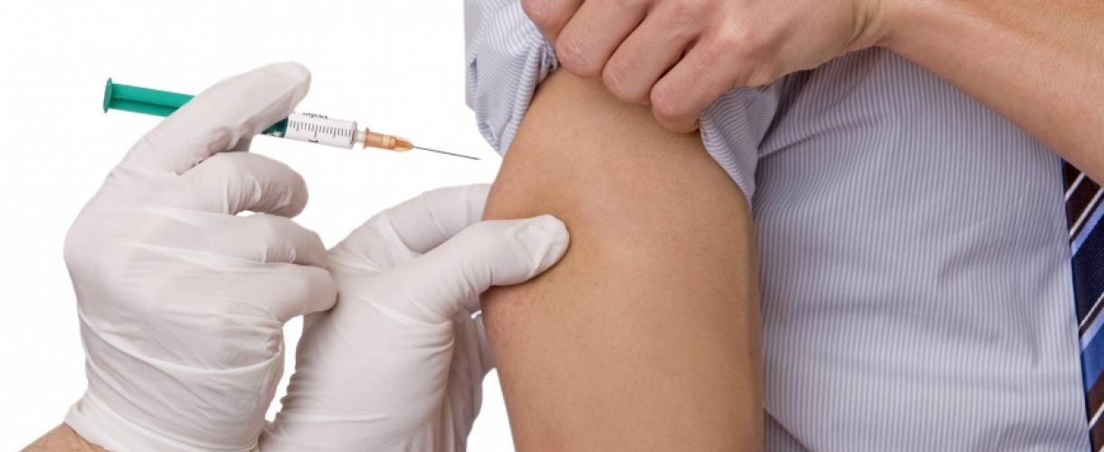 Прививка от гриппа: поможет ли вакцина избежать инфекции