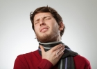 Ощущения кома в горле: 5 основных причин