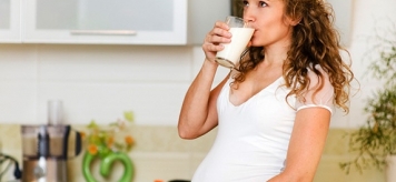 Что пить при беременности: обзор безопасных напитков