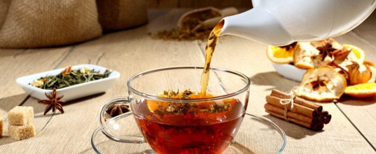 Чай с добавками: 7 полезных компонентов