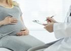 Какие периоды беременности самые опасные и чем?