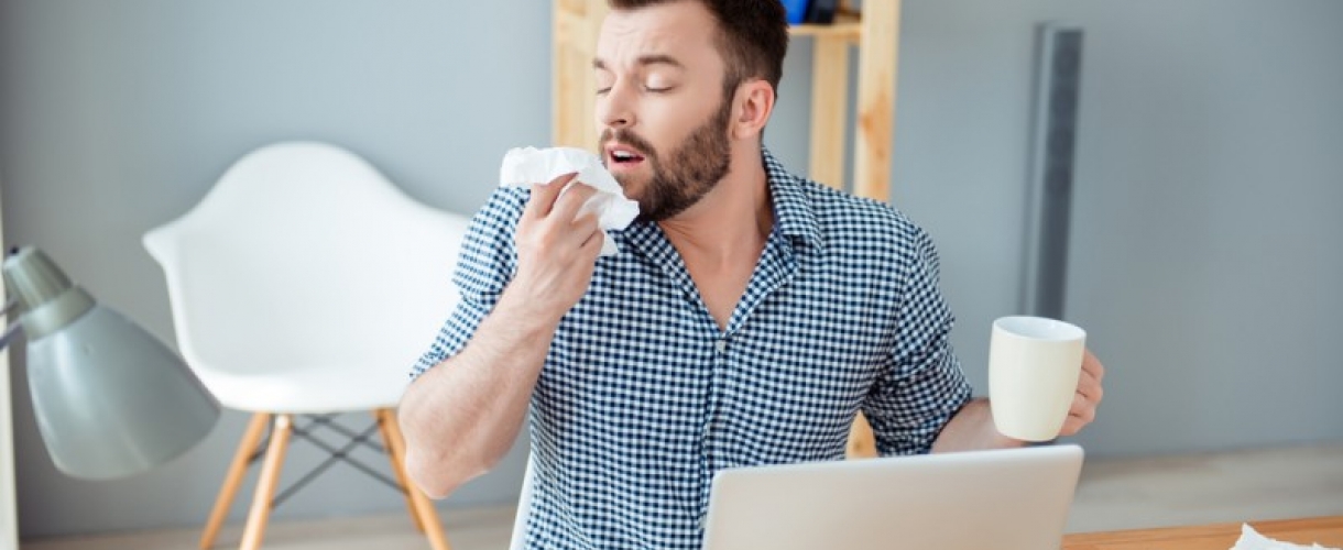 Симптомы и причины бытовой аллергии