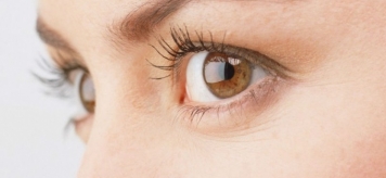 Современные методы изменения цвета глаз