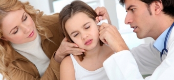 Шум или боль в ушах – находим причины недомогания