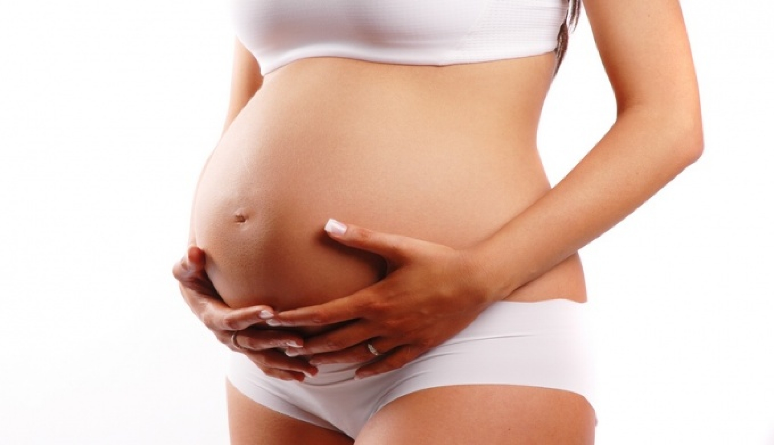 Как предотвратить растяжки при беременности?