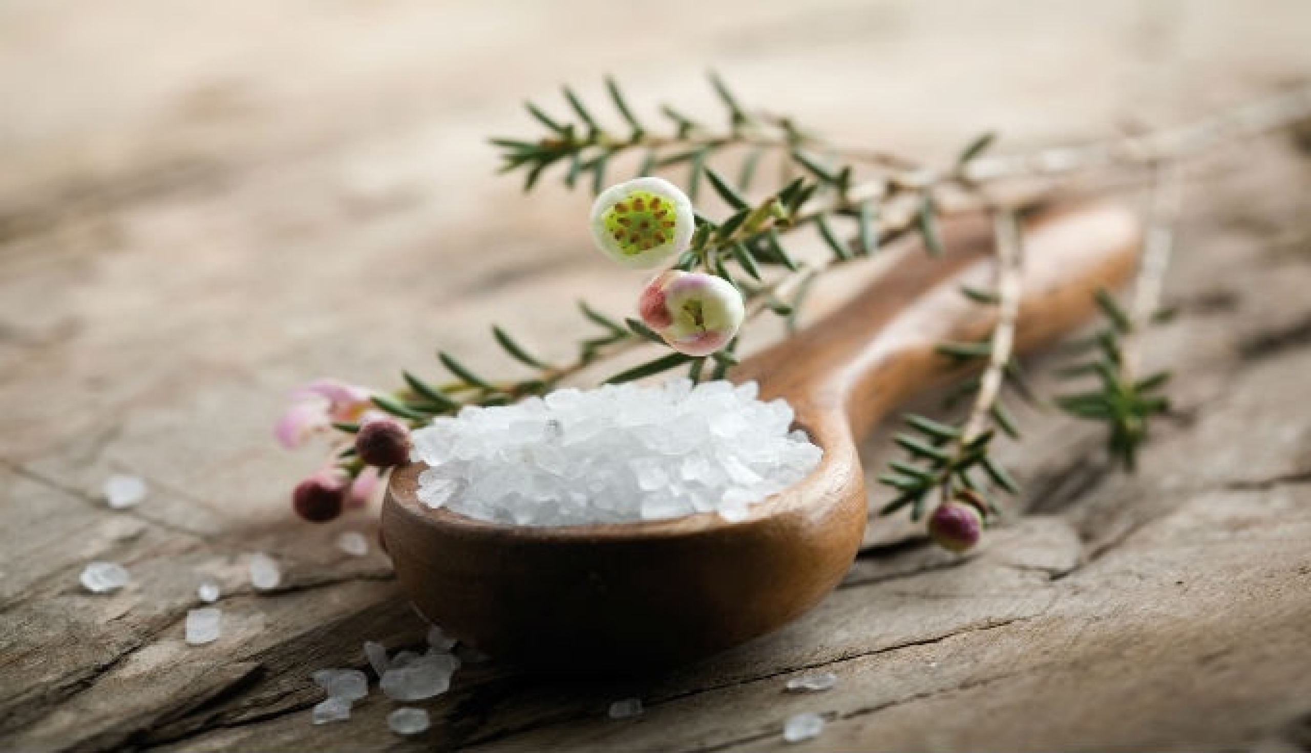 Морская соль — простой способ питания и омоложения кожи