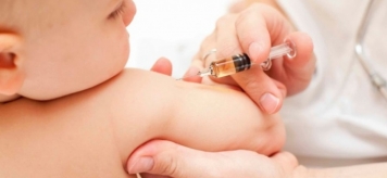Прививка и профилактика кори с раннего детства