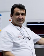 Вознюк Владимир Александрович: Стоматолог-хирург, имплантолог