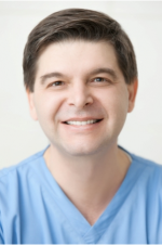 Сербулов Валерий Валерьевич: Стоматолог-имплантолог